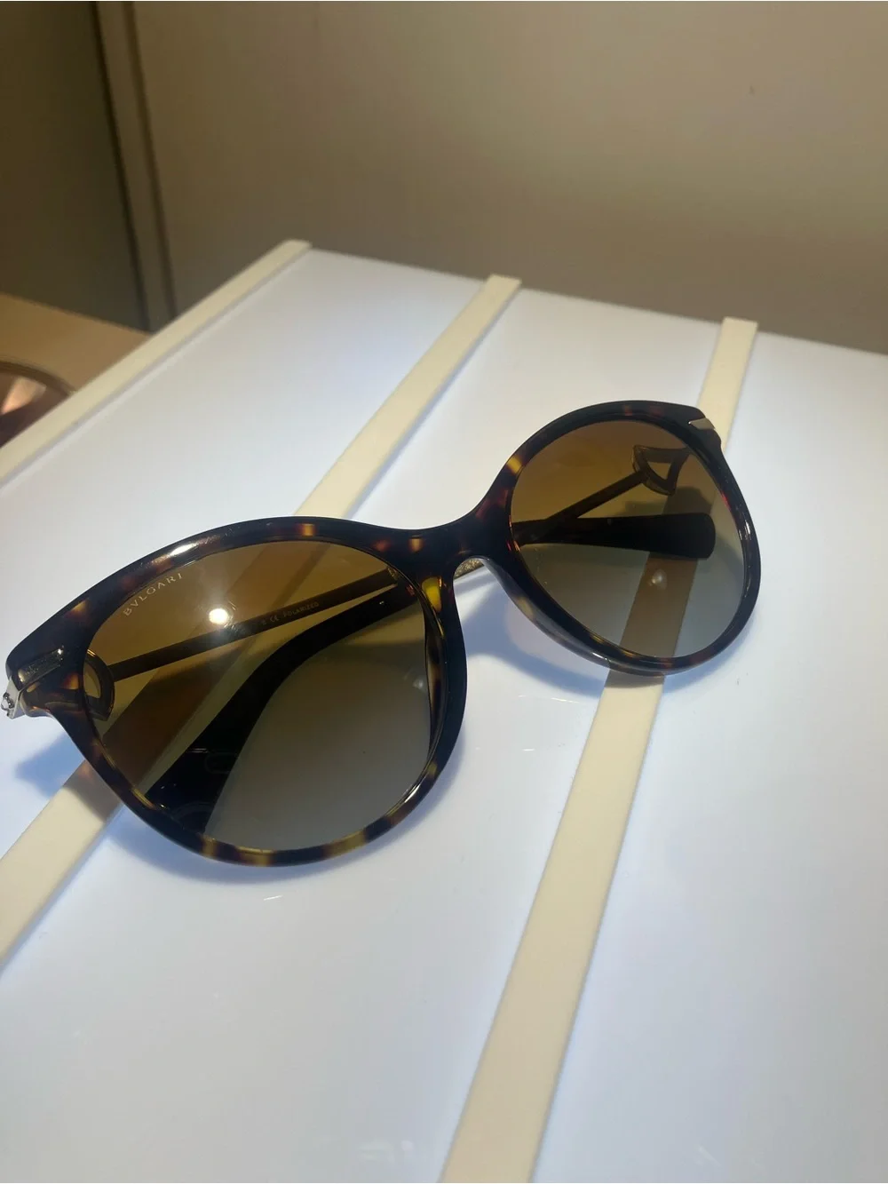 Bvlgari Tortoiseshell cat eye Sunglasses with Dark Havana Gradient Lenses GUC